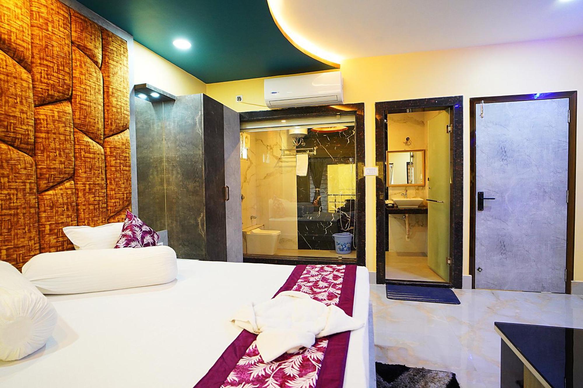Goa Beach Resort On Beach Mandarmani Eksteriør billede