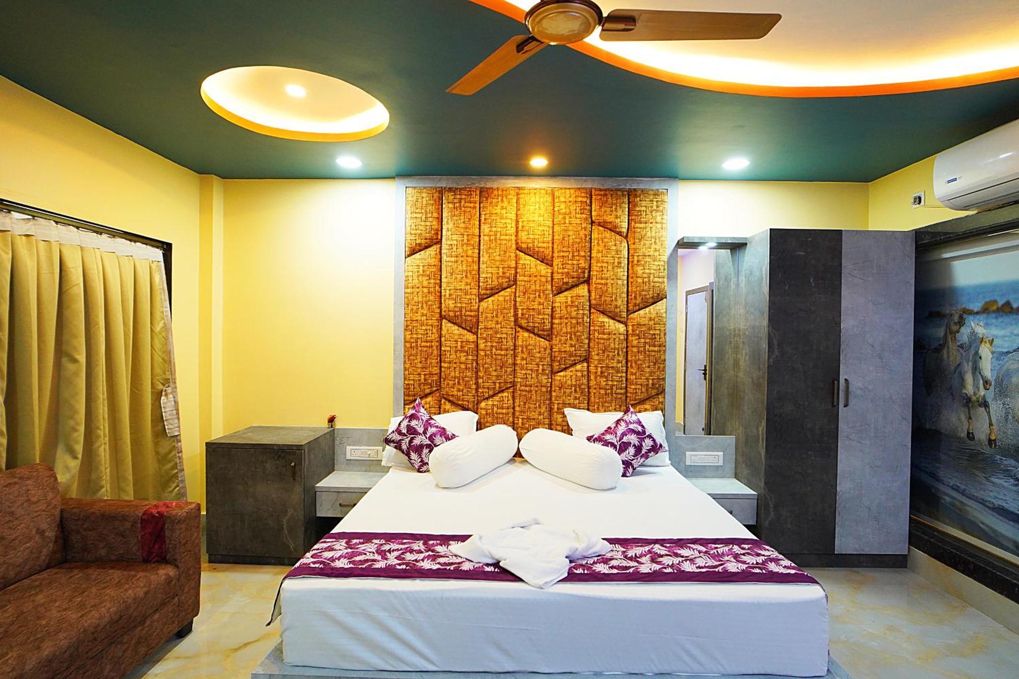 Goa Beach Resort On Beach Mandarmani Eksteriør billede